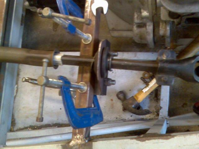 Steering column lower bush